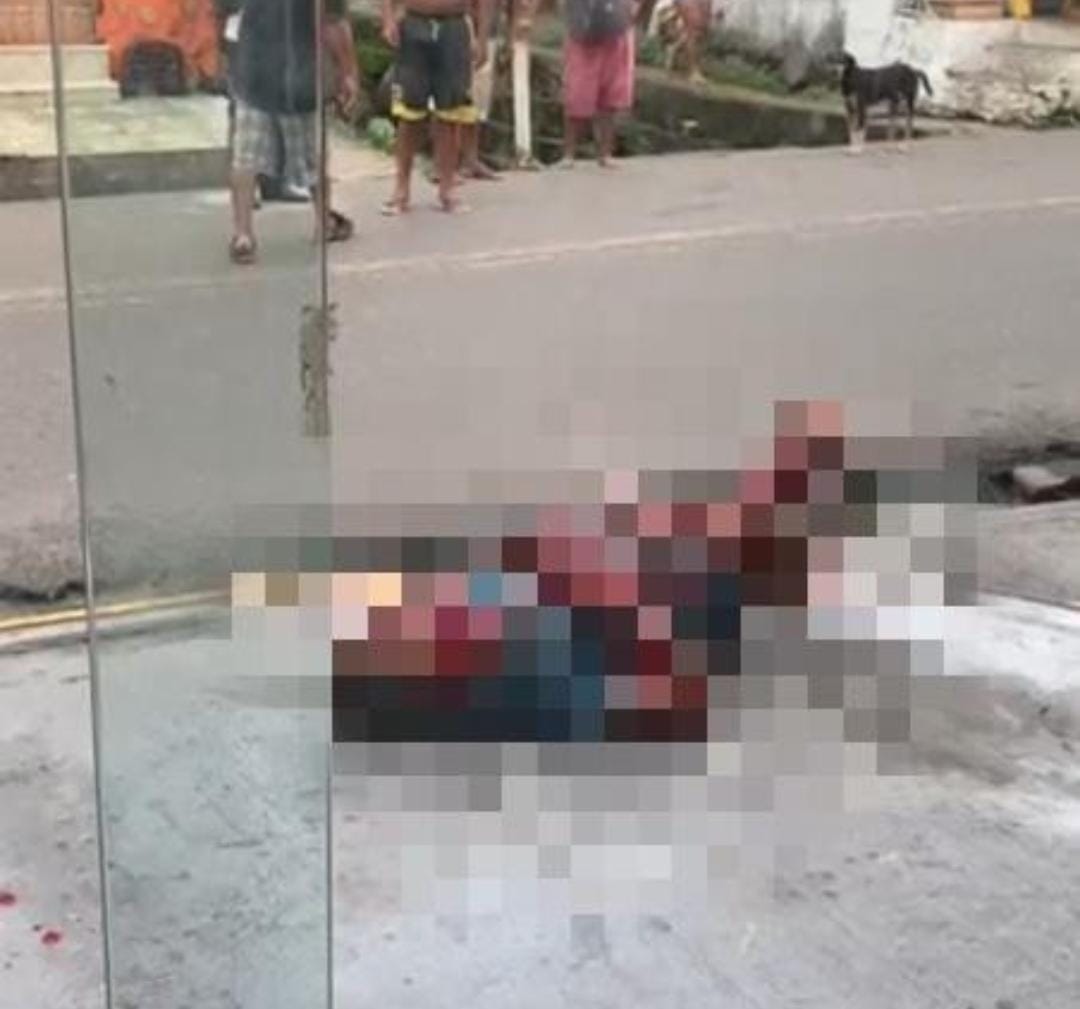 Homem é morto a facadas durante suposta briga por ciúmes de mulher em Manaus