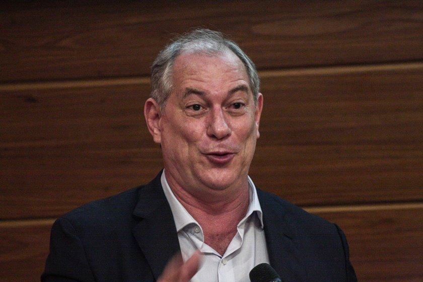 Ciro Gomes xinga dono do Coco Bambu de vagabundo; veja vídeo