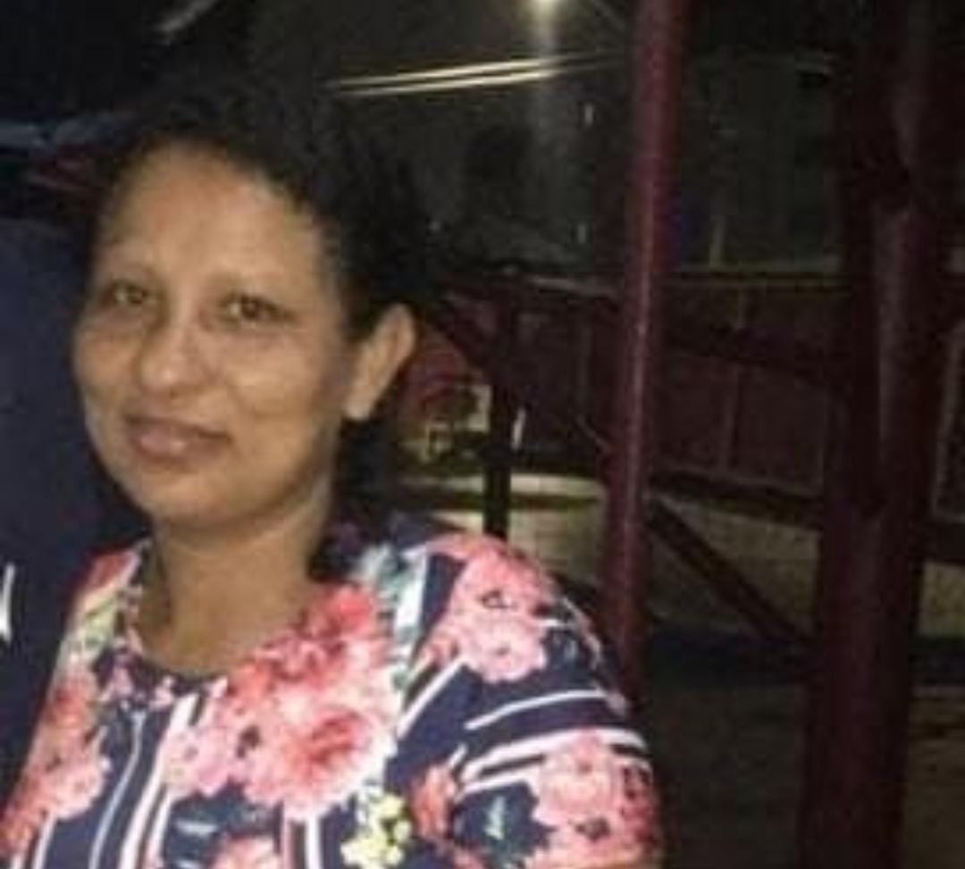 Mulher desaparece após sair de casa com o filho de 3 anos em Manaus