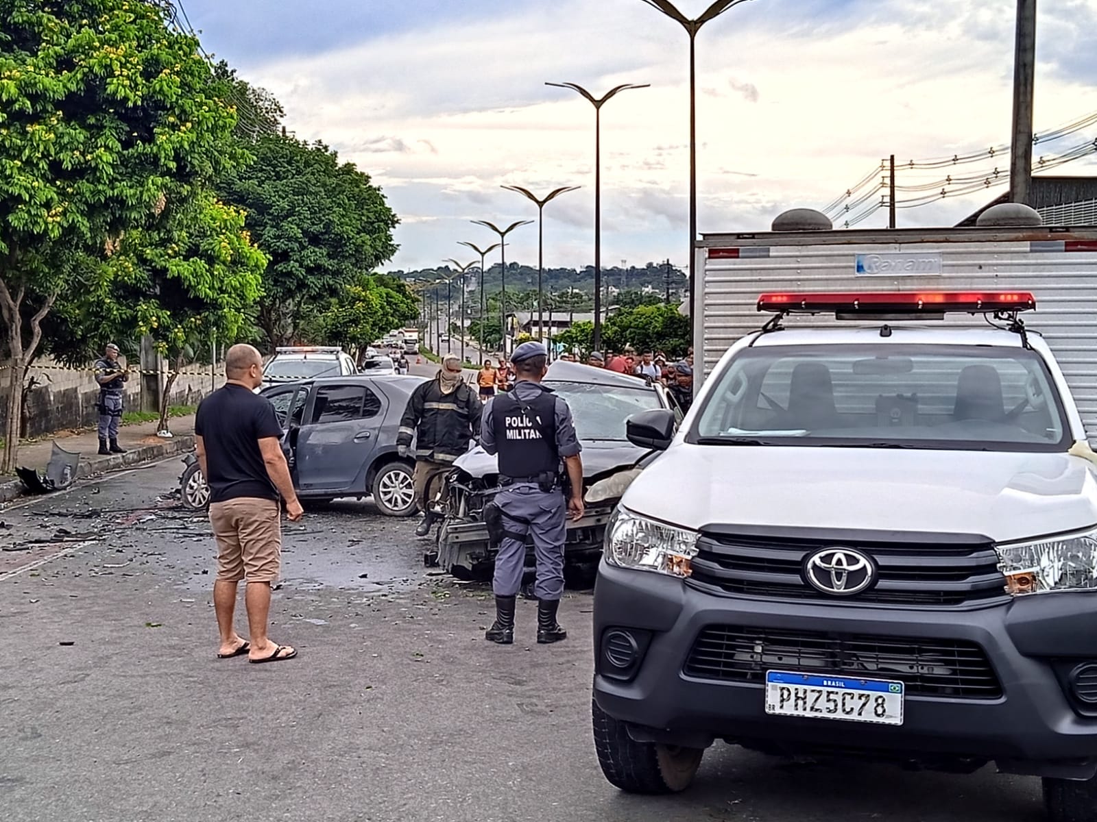 Criança recebe alta após acidente que matou casal em Manaus