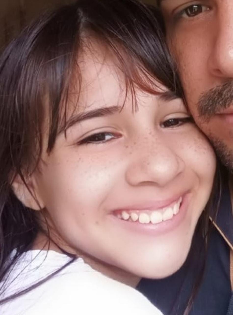 Pai pede ajuda para encontrar filha de 13 anos que desapareceu em Manaus 