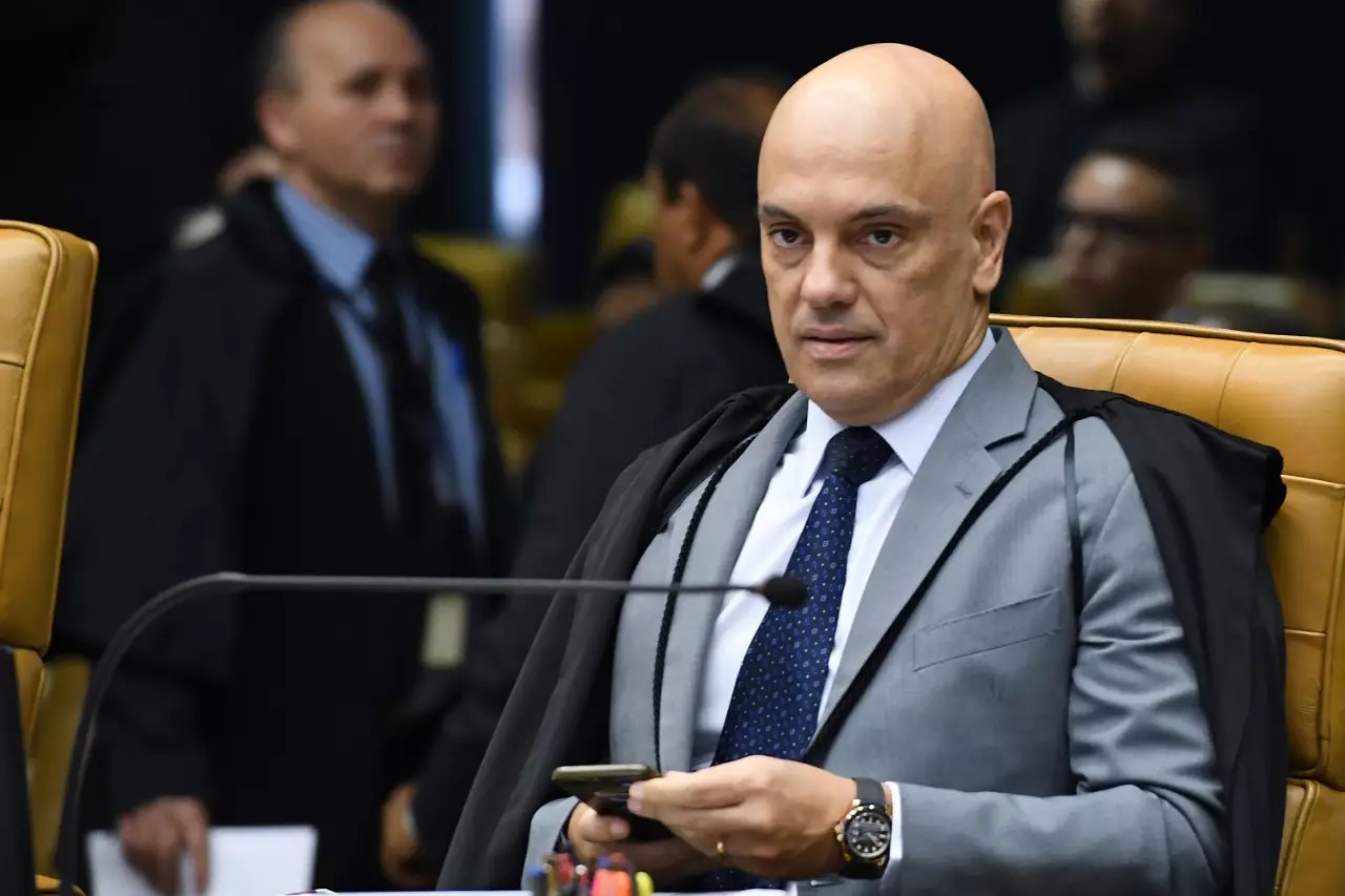Moraes arquiva inquérito contra deputado federal acusado de racismo