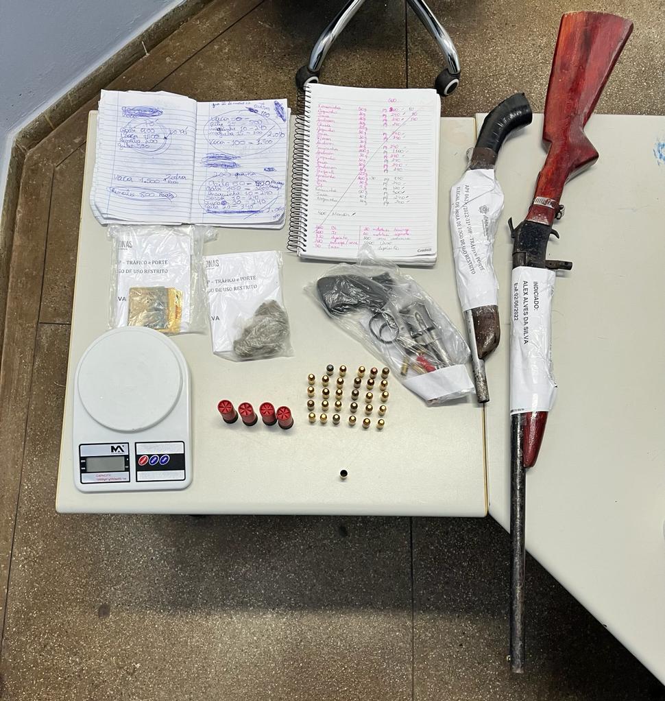 Foragidos são presos com drogas e armas durante operação da SSP no Amazonas