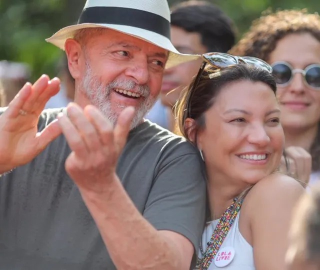 Lula e Janja testam positivo para Covid-19