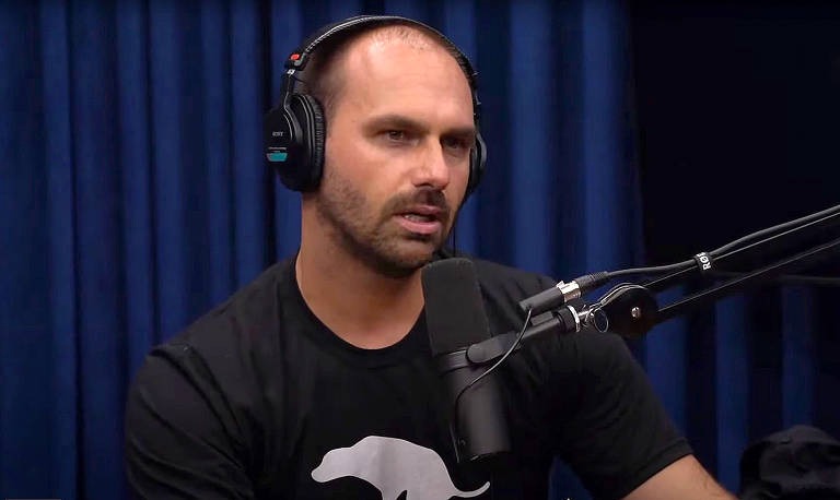 Eduardo Bolsonaro elogia juíza que quis manter gravidez de menina estuprada