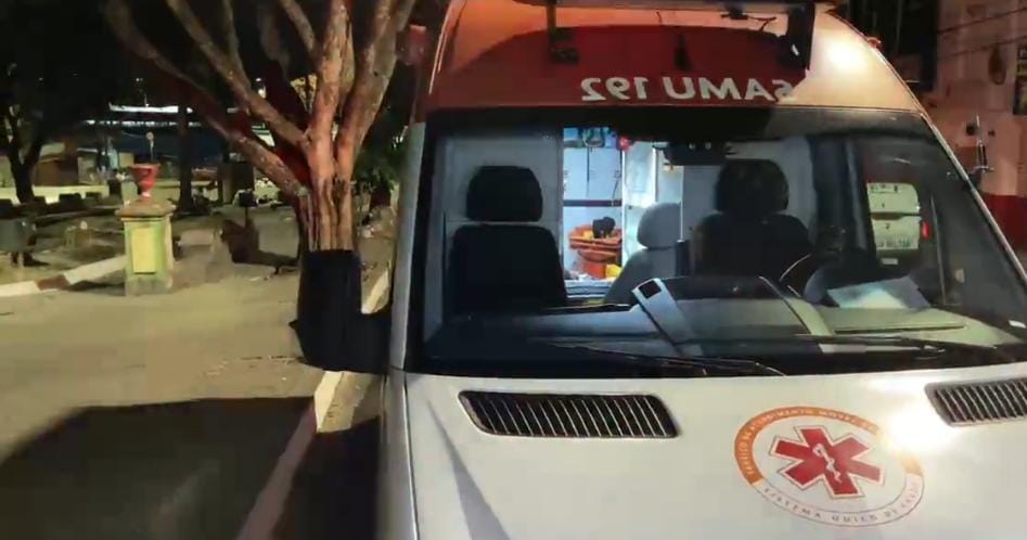 Criminosos tocam terror no Centro e deixam um baleado em Manaus