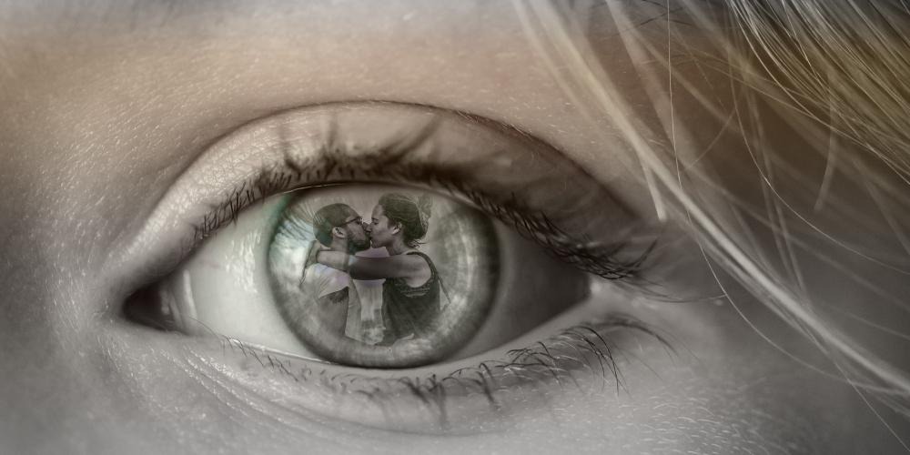 Amante de chefe procura pistoleiro após descobrir que era traída com outra 