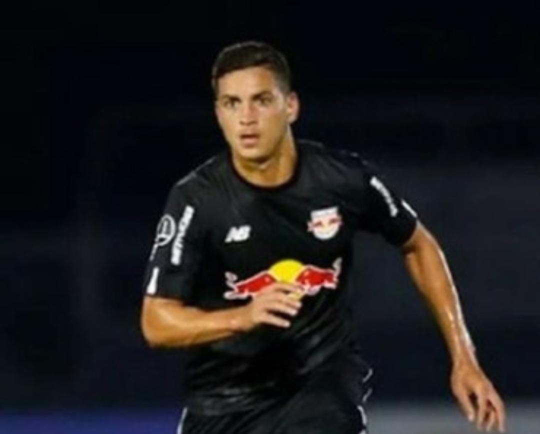 Saiba quem é Renan Silva, zagueiro preso por matar motociclista em acidente