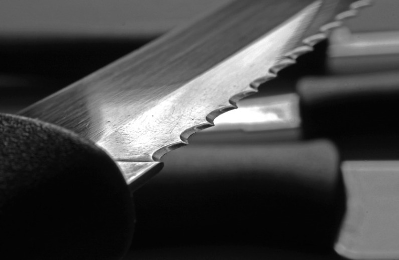 Casal se esfaqueia durante briga em Manaus 