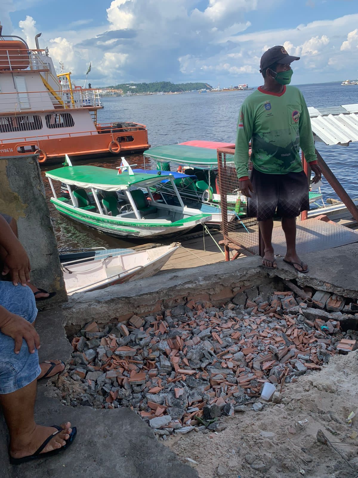 Abandono toma conta do Porto Turístico da Ceasa
