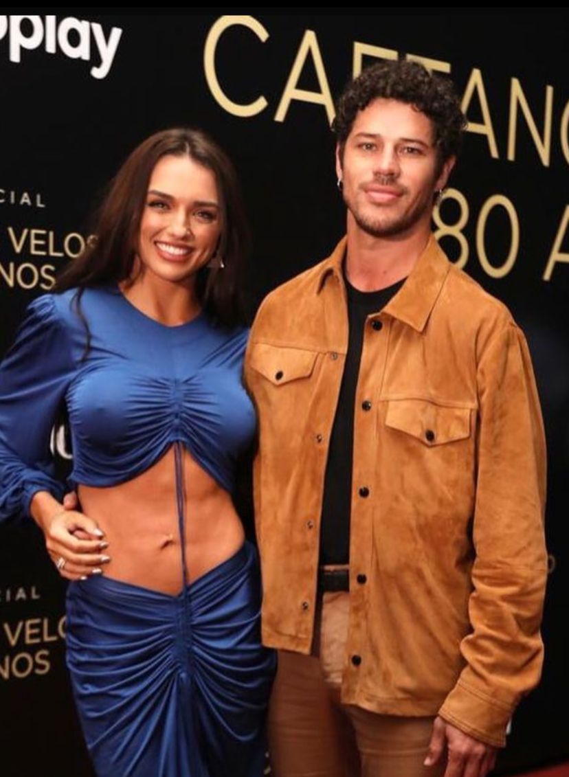 Rafa Kalimann e José Loreto assumem namoro em show de Caetano Veloso 