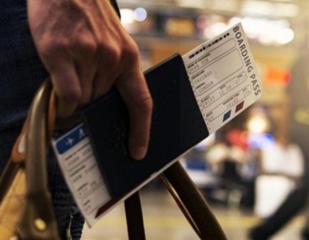 Jovem acorda e descobre que gastou R$ 9 mil com pacote de viagem durante alucinação