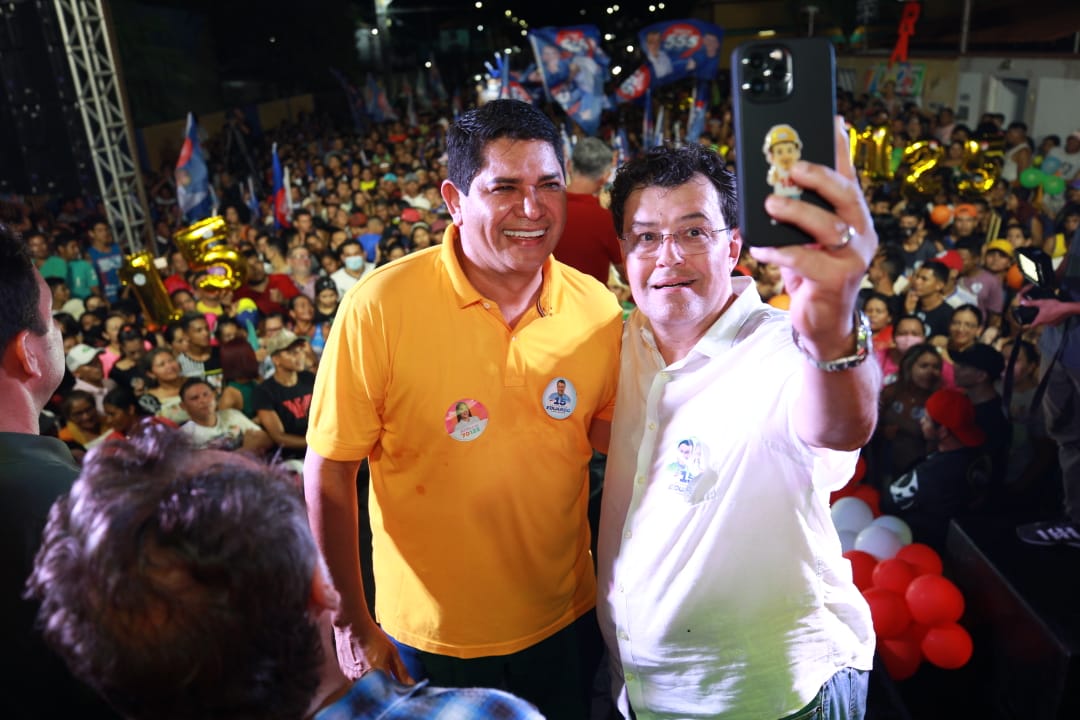 Eduardo Braga visita Parintins e apresenta propostas