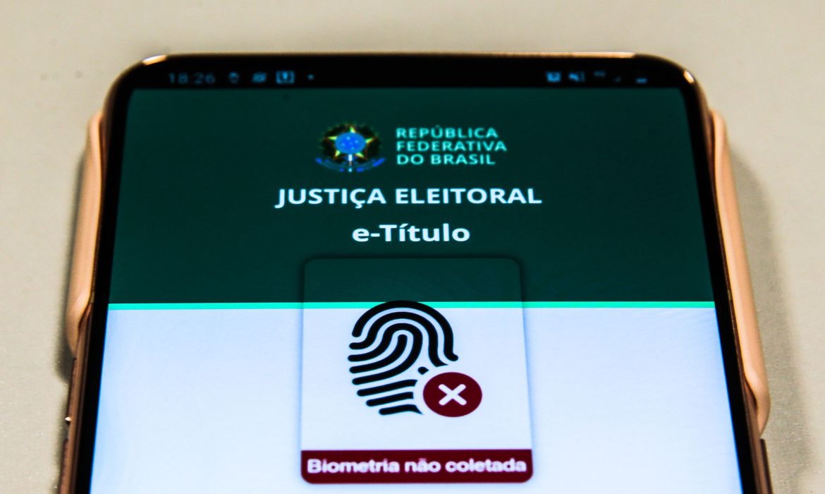 Cidadão já pode baixar aplicativo com título digital de eleitor