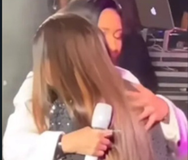 Simaria aparece de surpresa em show com Simone após fim da dupla