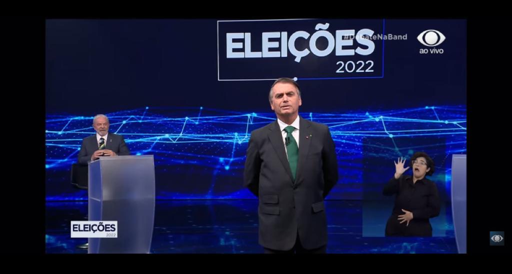 Debate: Lula e Bolsonaro trocam farpas após pergunta sobre fake news