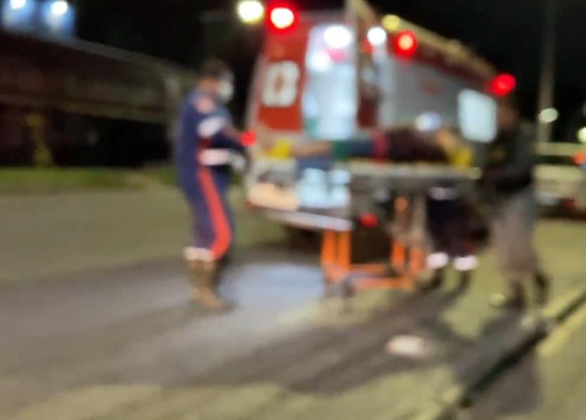 Policial fratura perna em acidente com motocicleta em Manaus