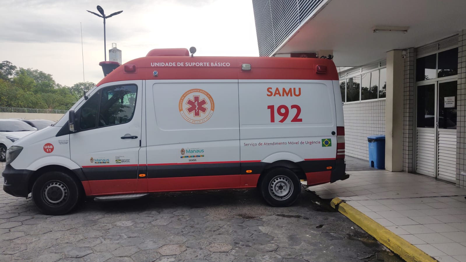 Criança de 8 anos é atropelada a caminho de escola em Manaus