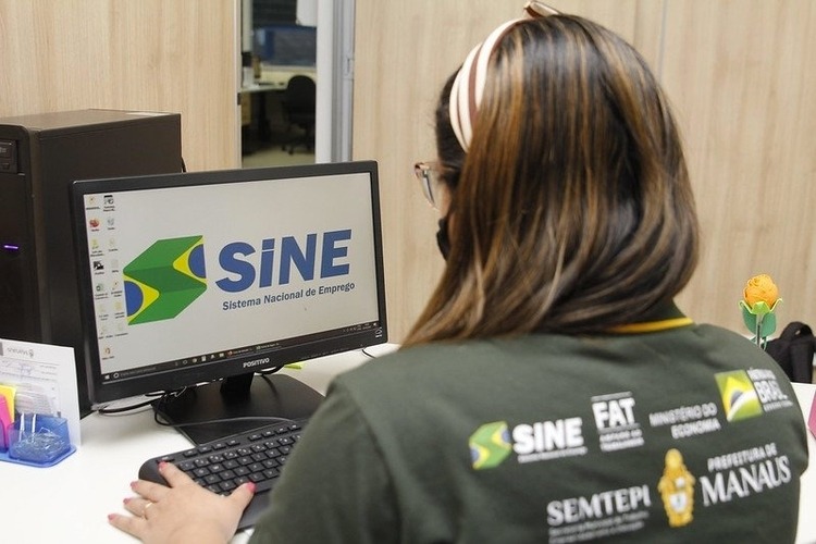 Sine Manaus oferta 359 vagas de emprego nesta sexta