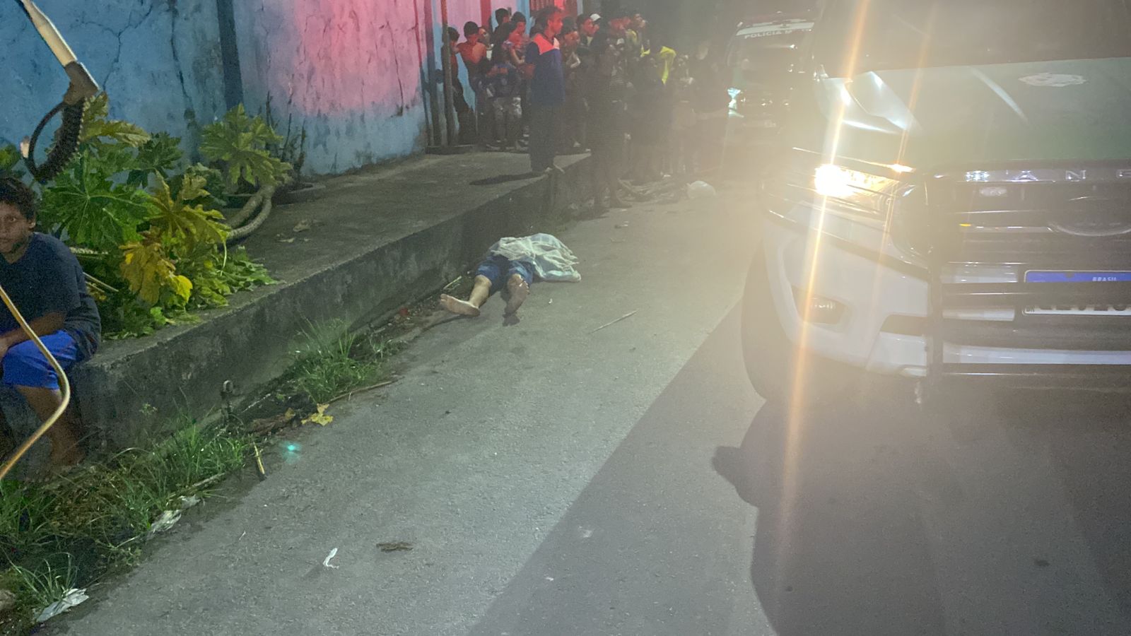 Após receber ligação, homem sai de casa e é assassinado a tiros em Manaus