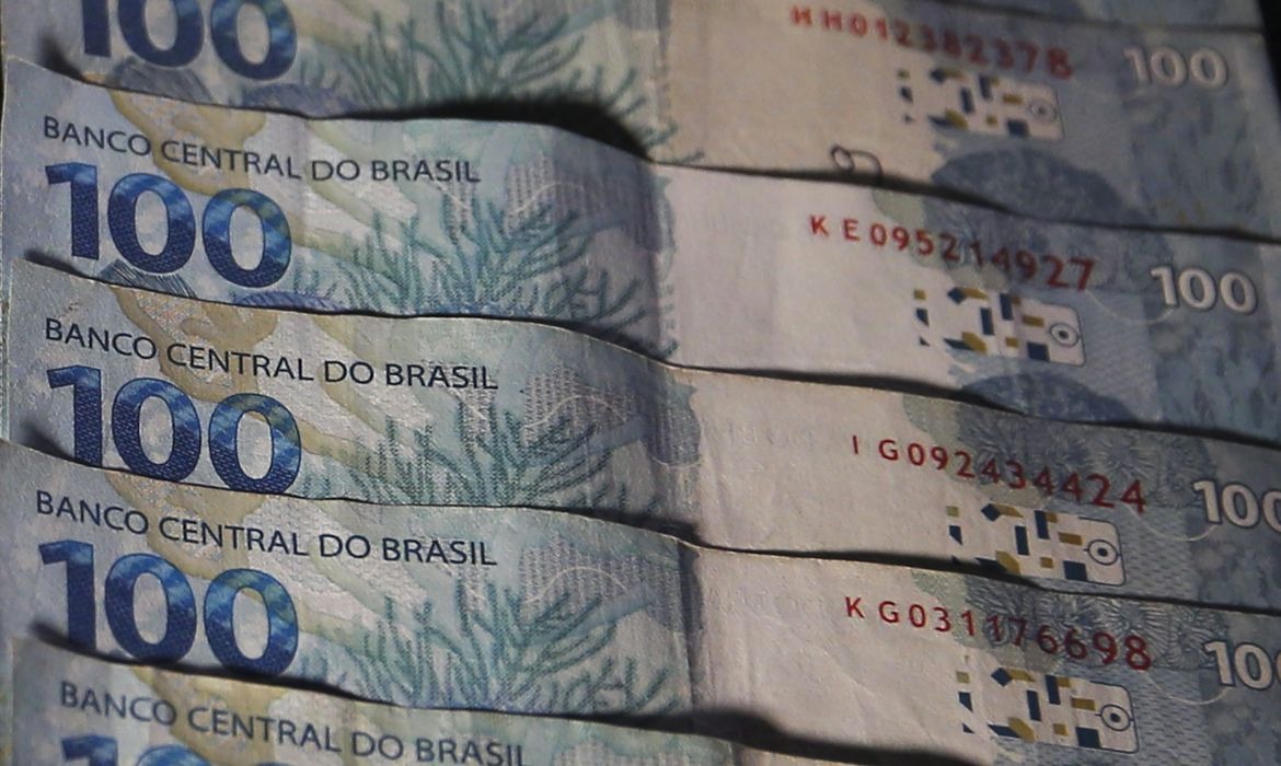 Quase R$ 5 bilhões esquecidos em bancos ainda faltam ser devolvidos