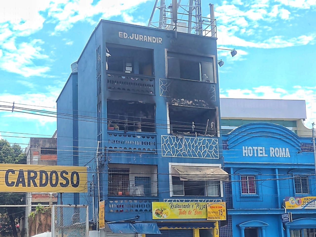 Curto-circuito causou incêndio em apartamento de prédio no Centro de Manaus