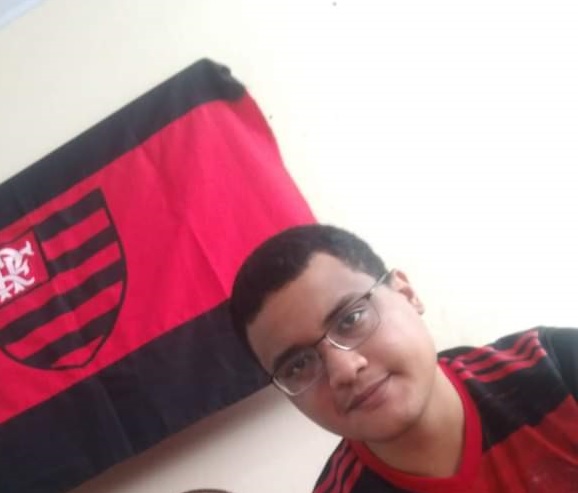 Jovem desaparece após sair de casa para comprar refrigerante em Manaus