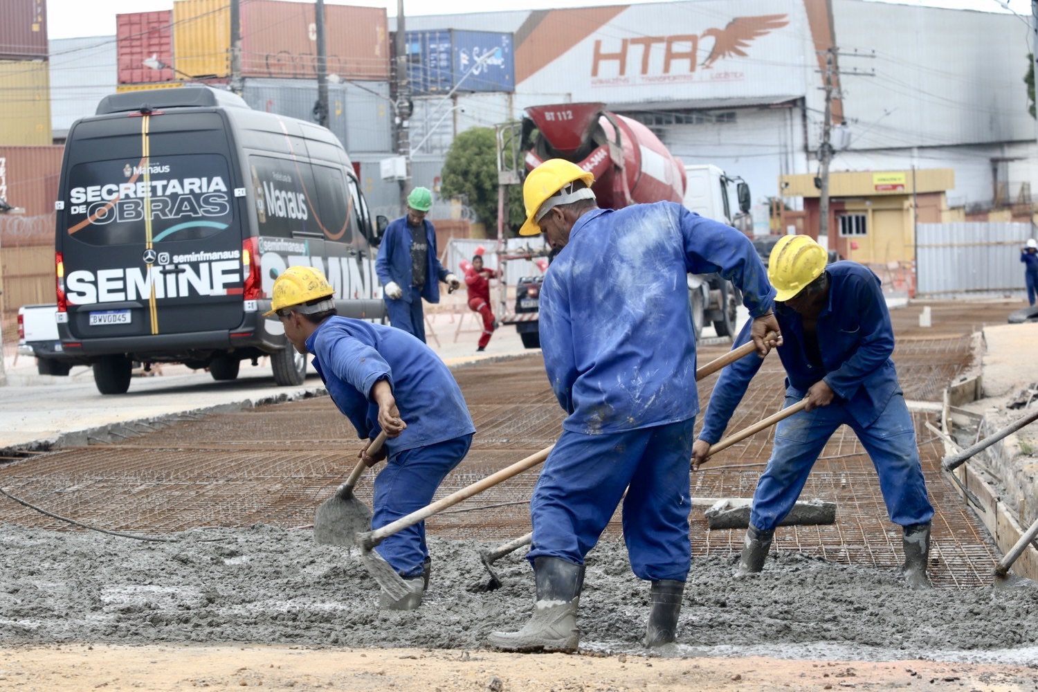 Obra em trecho próximo ao Porto Chibatão será entregue em março em Manaus