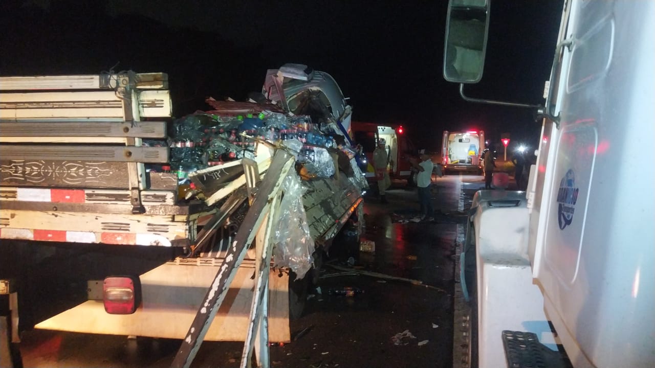 Motorista de caminhão de acidente na AM-070 estava com sinais de embriaguez