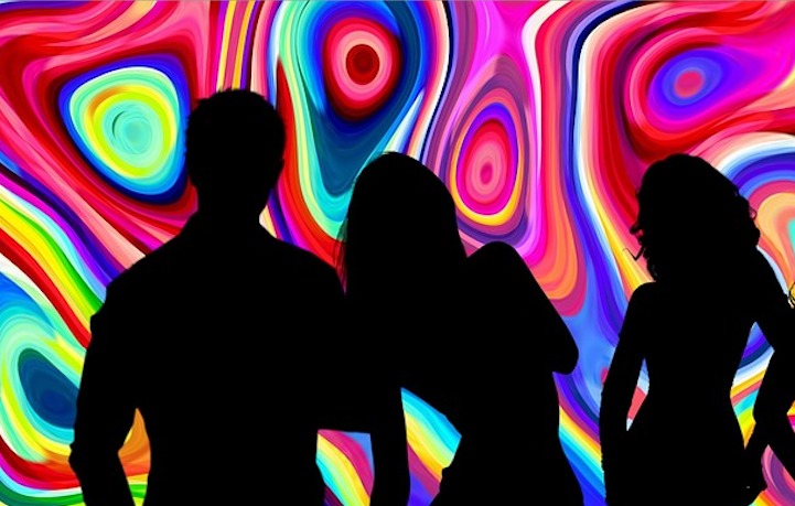 Saiba o que fazer em caso de assédio no Carnaval