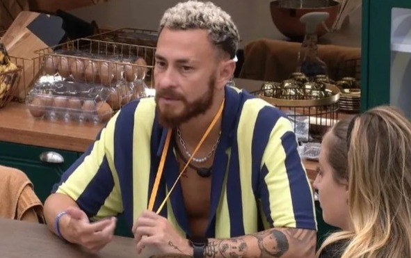 Líder, Fred critica jogo de aliados do Quarto Deserto