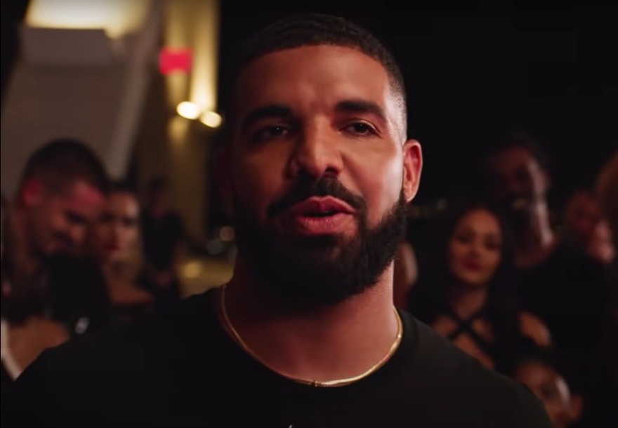 Drake cancela show no Lollapalooza horas antes da apresentação