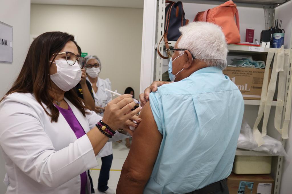 FUnATI realiza campanha de vacinação contra Influenza em Manaus