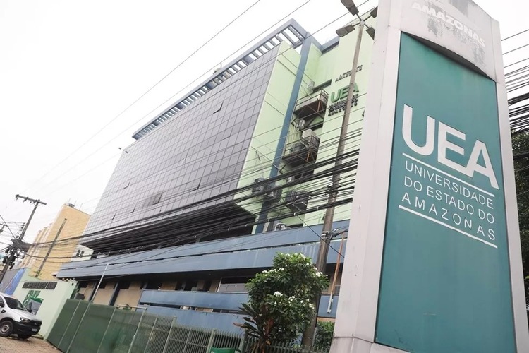 UEA divulga edital e convocação da 3ª chamada do Vestibular e SIS
