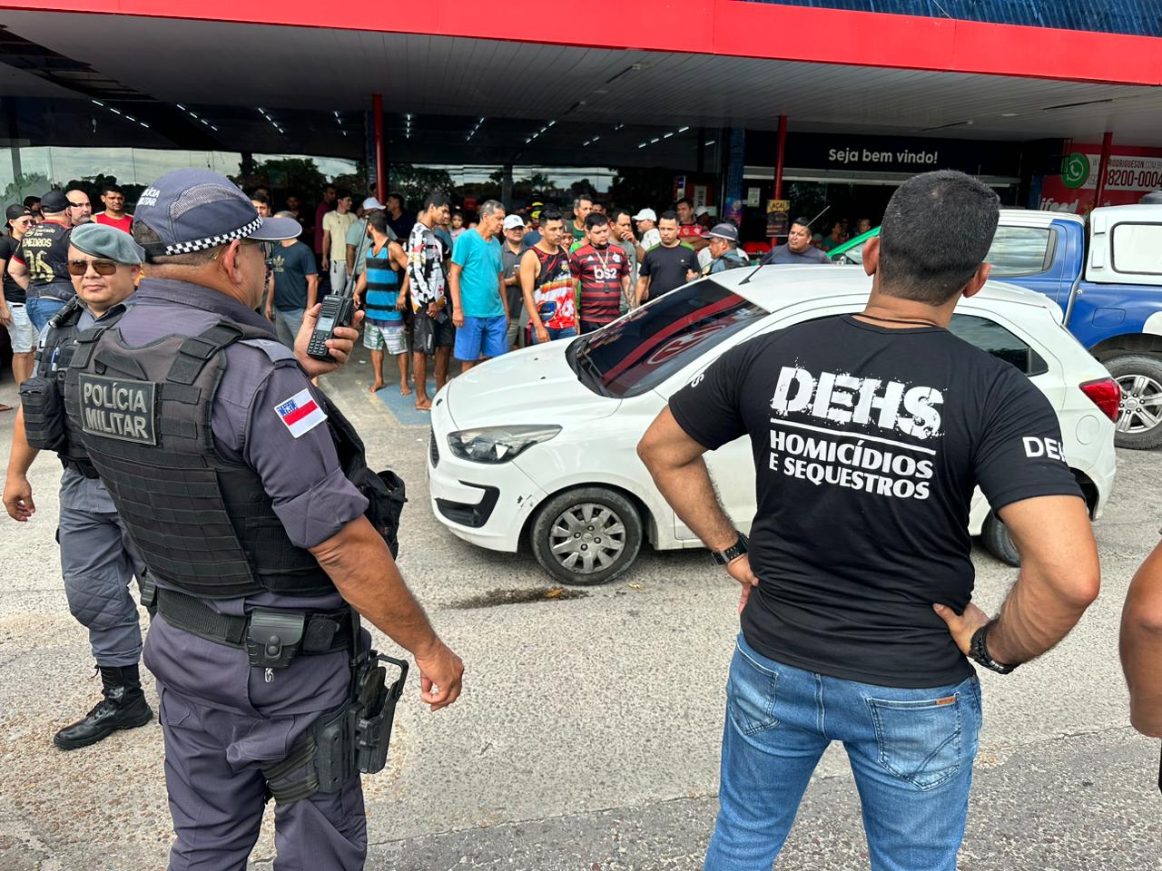 Motorista de app é assassinado a tiros em avenida de Manaus