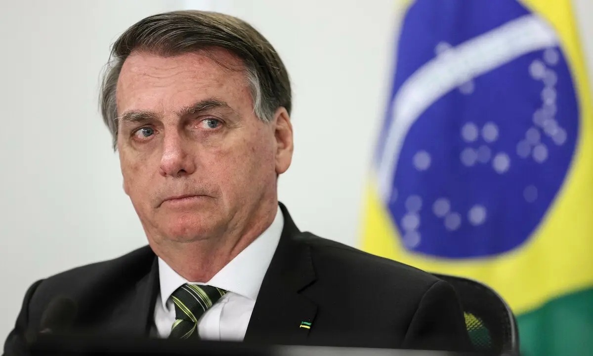 Bolsonaro sabia de fraude em cartão de vacinação, diz PF