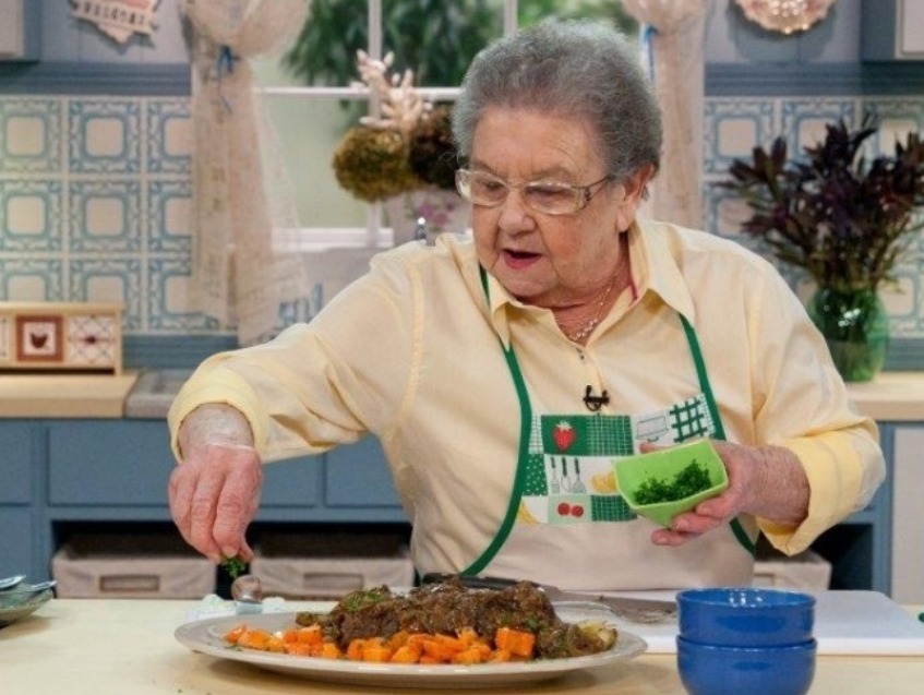 Palmirinha foi para TV aos 60 e cozinhava para criar as filhas em casamento abusivo