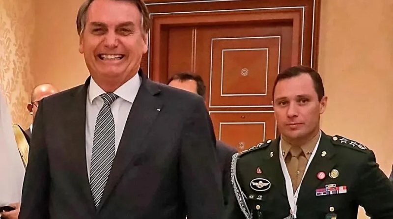 Em 6 pontos, veja relevações sobre Bolsonaro a partir do celular de Mauro Cid