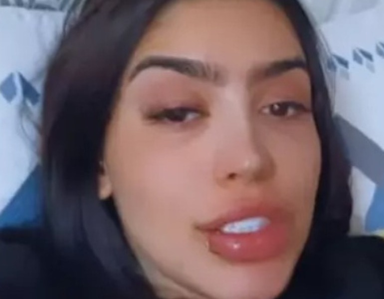 Grávida, MC Mirella bate a barriga em ferro e é levada para hospital