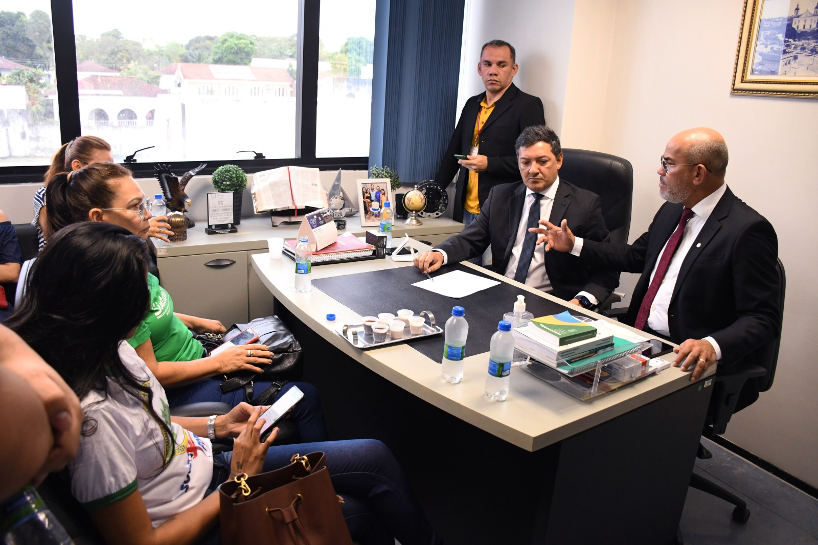 Deputados buscam manter reunião entre governo e Sinteam nesta quinta