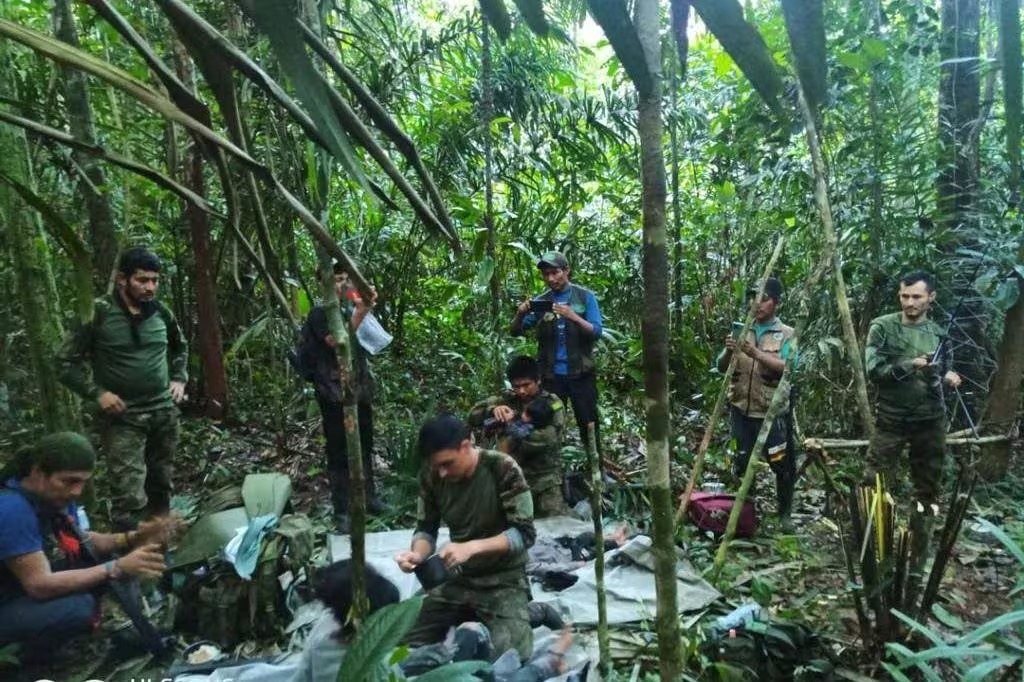 Crianças perdidas na Amazônia há 40 dias são encontradas, diz Colômbia