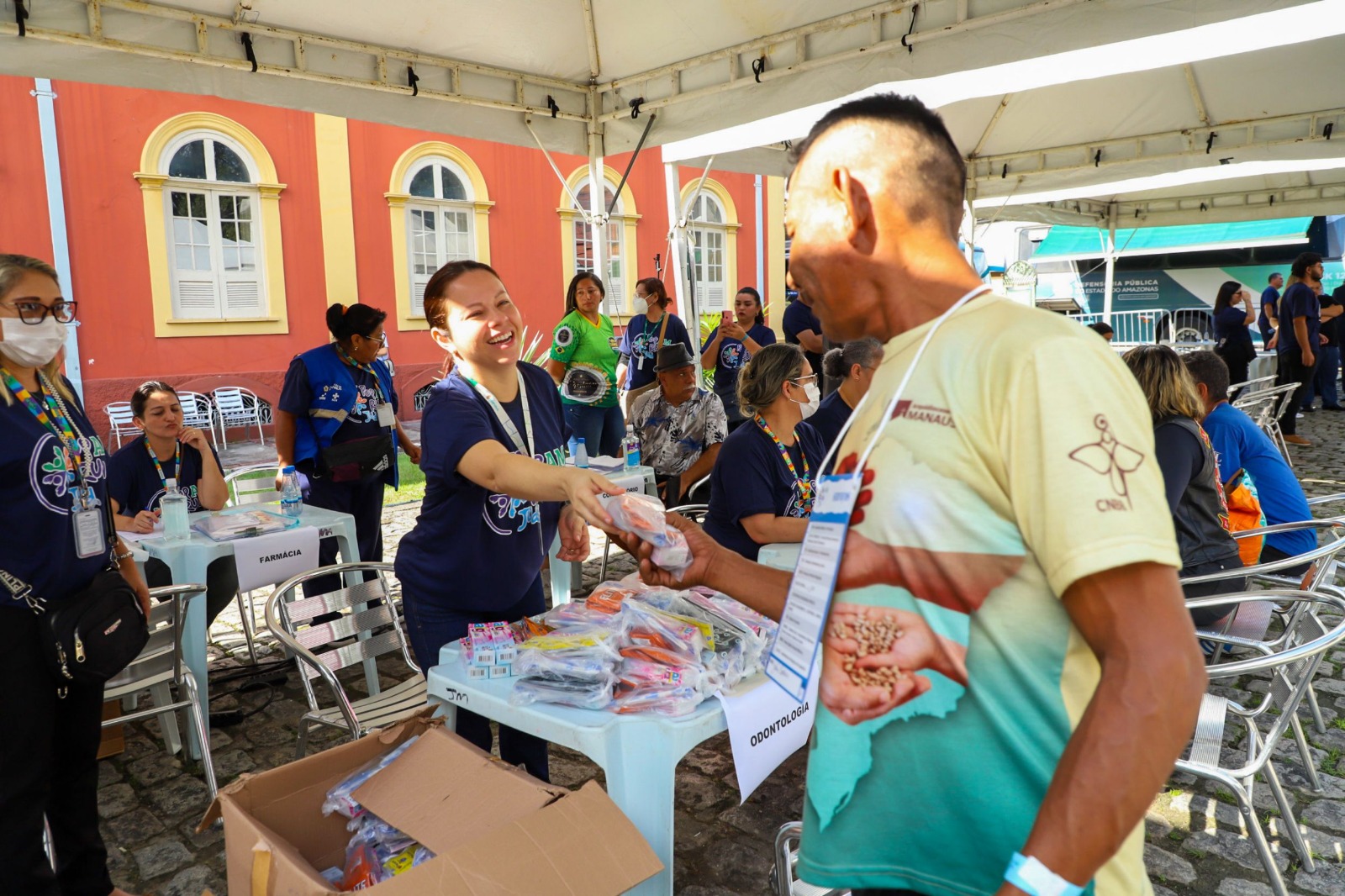 Moradores de rua receberão serviços de saúde em ação social em Manaus
