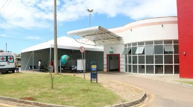 Grávida é esfaqueada na barriga durante assalto