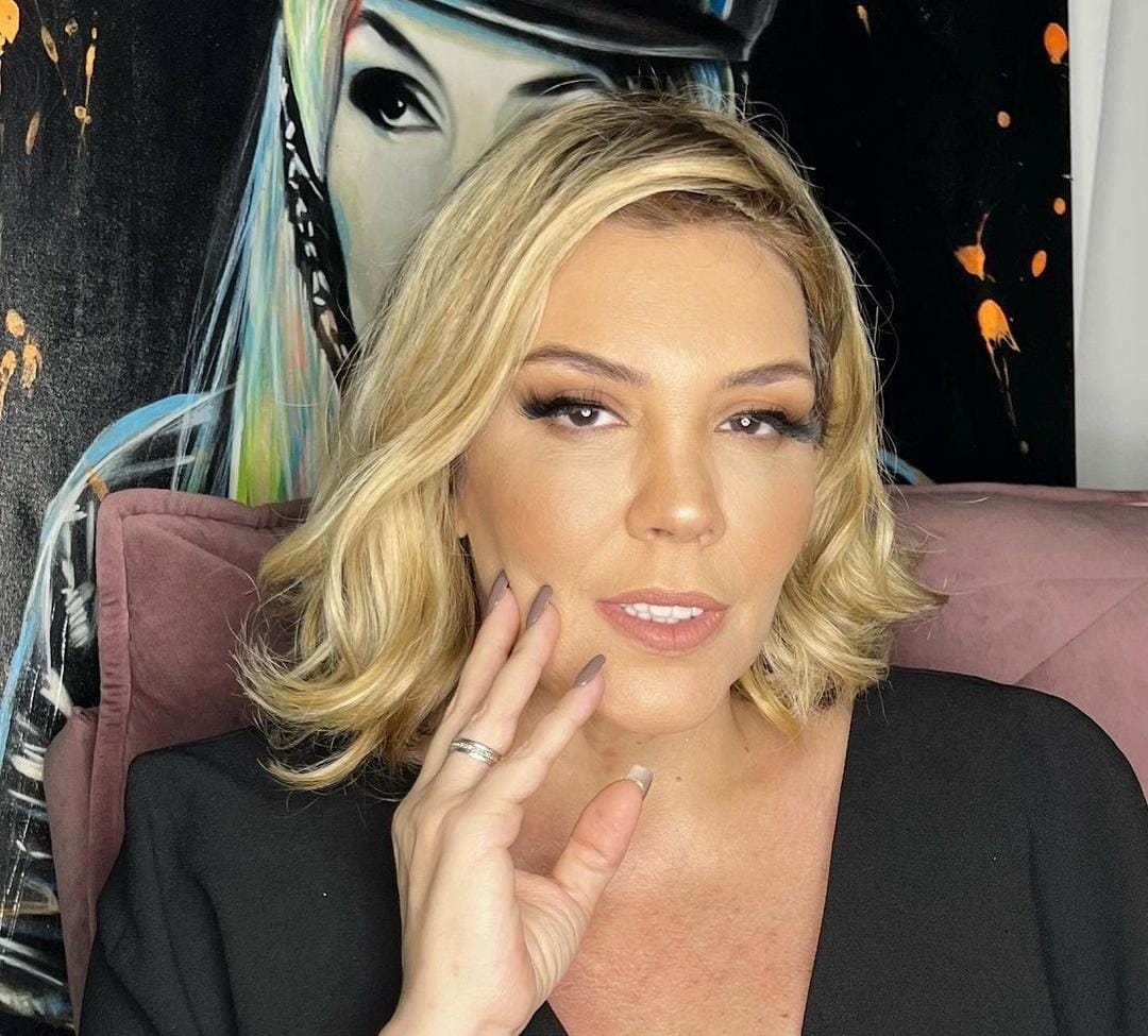 Simony comemora remissão do câncer: 'Renasço com nova perspectiva'