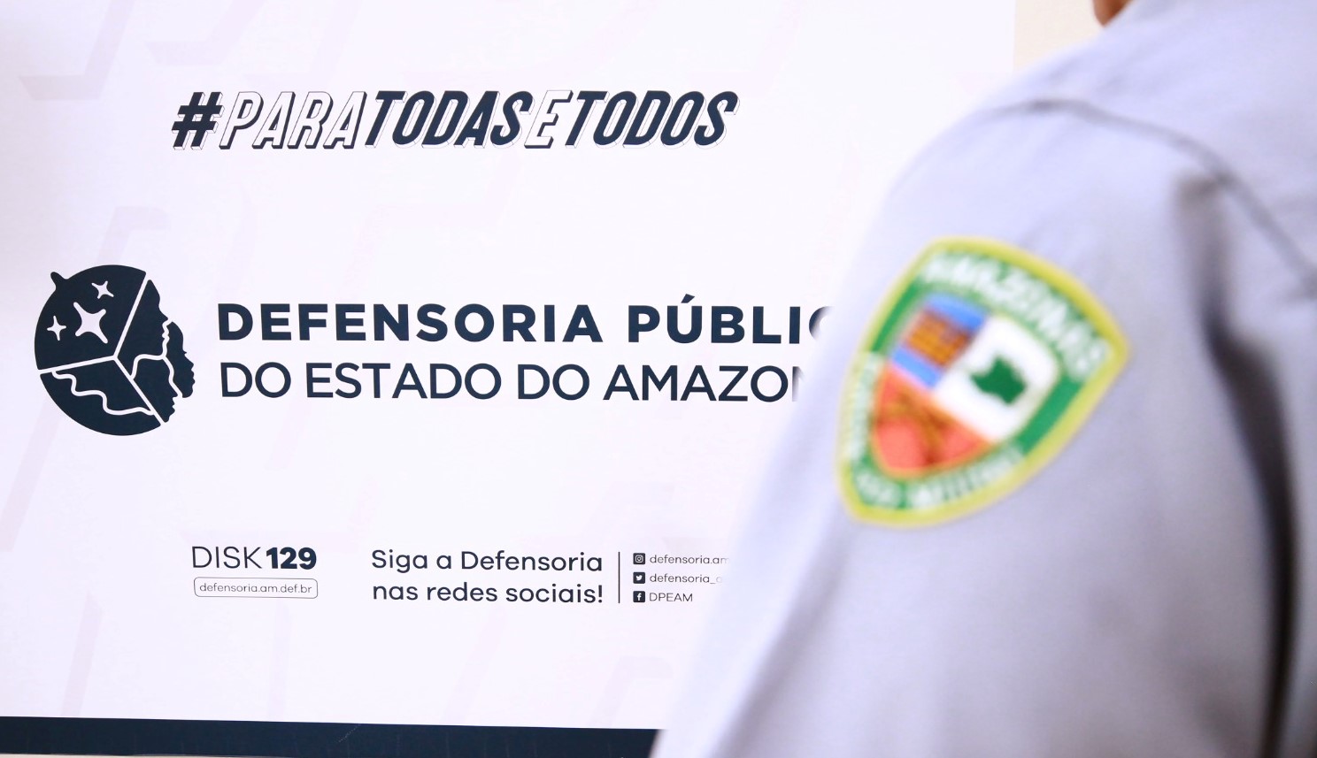 PM mãe de criança com deficiência ganha direito a redução de carga horária de trabalho em Manaus