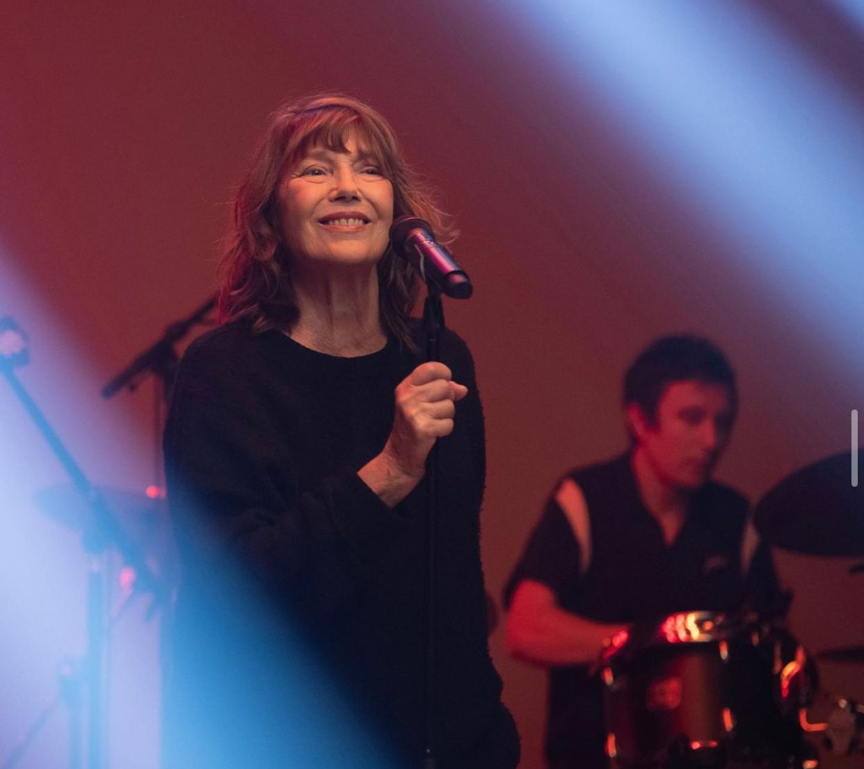 Morre atriz e cantora Jane Birkin aos 76 anos 