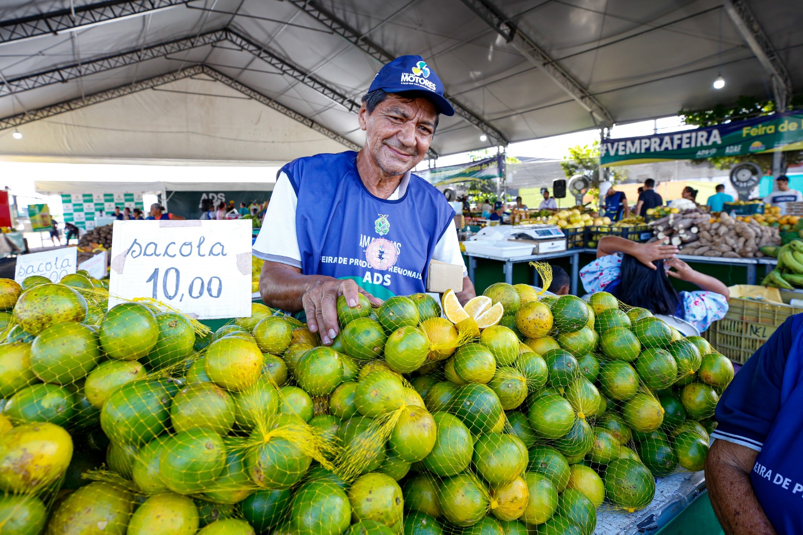 Arena Amadeu Teixeira recebe Feira de Produtos Regionais em Manaus