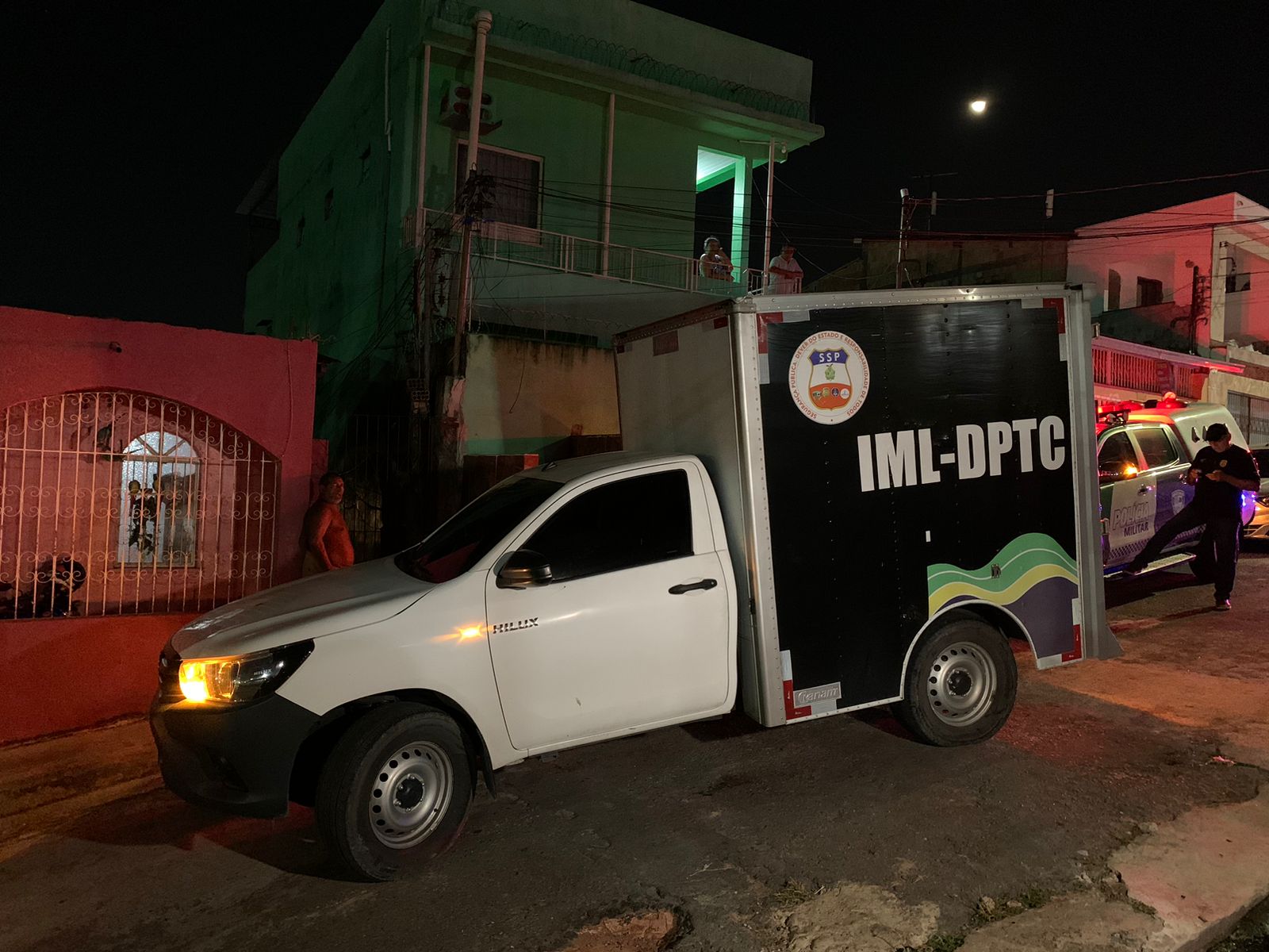 Enquanto dormia, padrasto é morto a facadas por enteado em Manaus