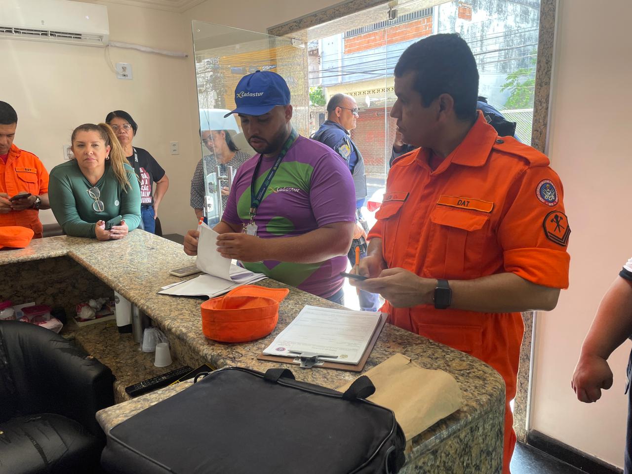 Hotéis, motéis e pousadas são alvos de fiscalização no Centro de Manaus