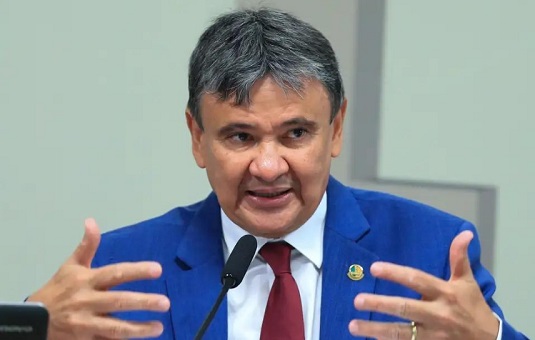 Ministro do Desenvolvimento, Wellington Dias chega a Manaus nesta sexta